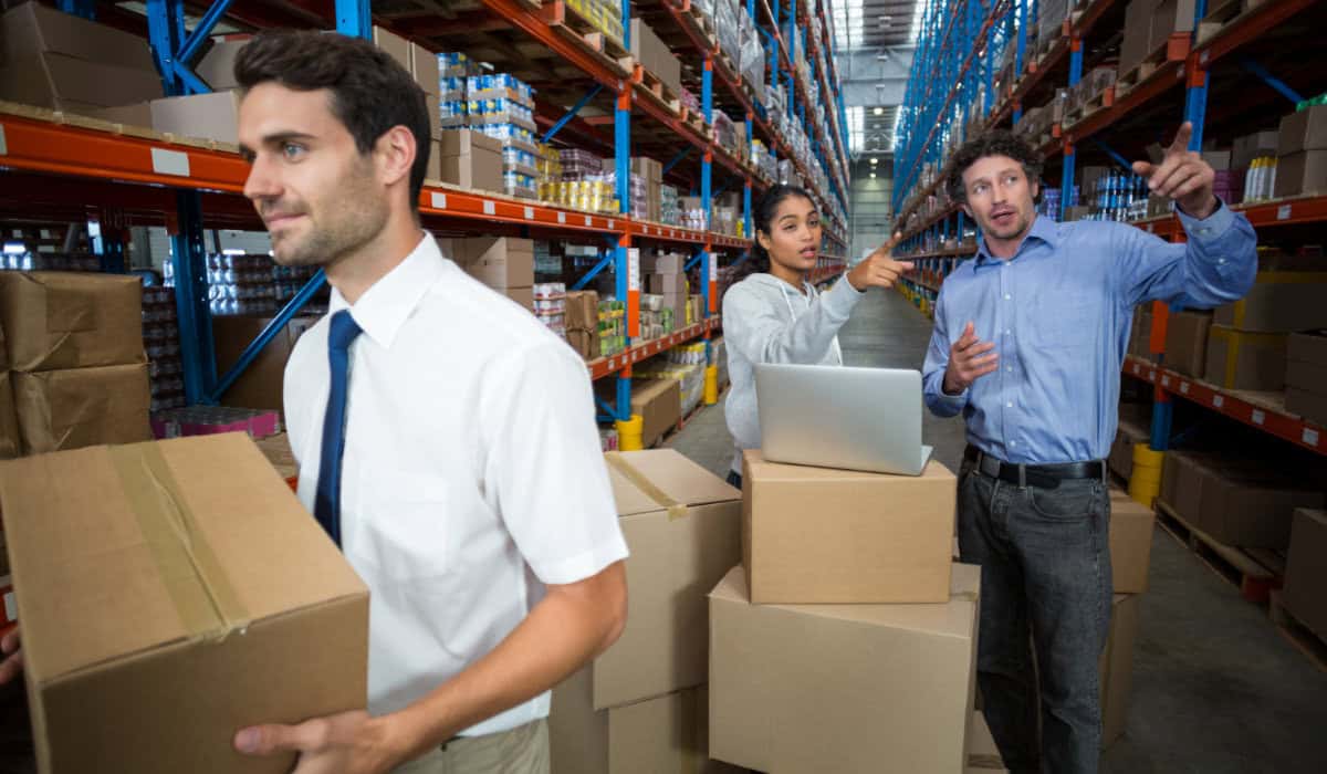 Transporte y Distribución: ¿Qué método es el más eficiente para una cadena de suministro?